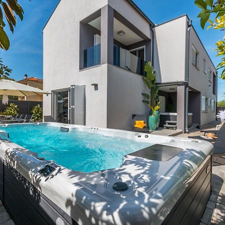 比奥格勒·纳·莫鲁House With Pool Ledenko公寓 外观 照片